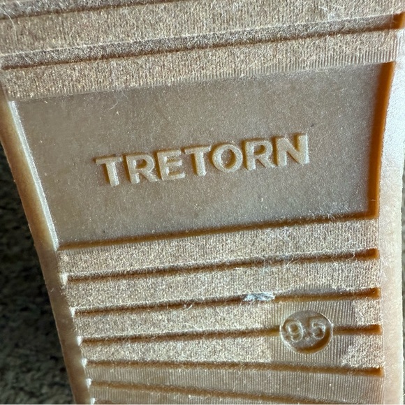 Tretorn Plaid Sneakers with Black Details - Picture 7 of 8